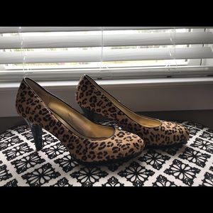 AK Anne Klein animal print heels, 8.5.